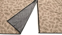 Robens Klondike Grande Carpet -Adventure Camping Shop 190068 fleece carpet klondike grande feature photo3