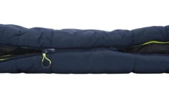 Outwell Camper Lux "R" Sleeping Bag Deep Blue (2023) 13 Outwell Camper Lux "R" Sleeping Bag Deep Blue (2023) -Adventure Camping Shop 230393 camper lux right side zipper feature photo5