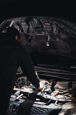 Nebo Newton 500 Waterproof Torch -Adventure Camping Shop eneb0014 7 fullsize