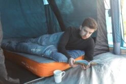 Vango Airbeam Vango Aether Air 450XL Tent (2022) 23 Vango Airbeam Vango Aether Air 450XL Tent (2022) -Adventure Camping Shop van 2021 lifestyle airbeam earth aether air 450xl lo 26